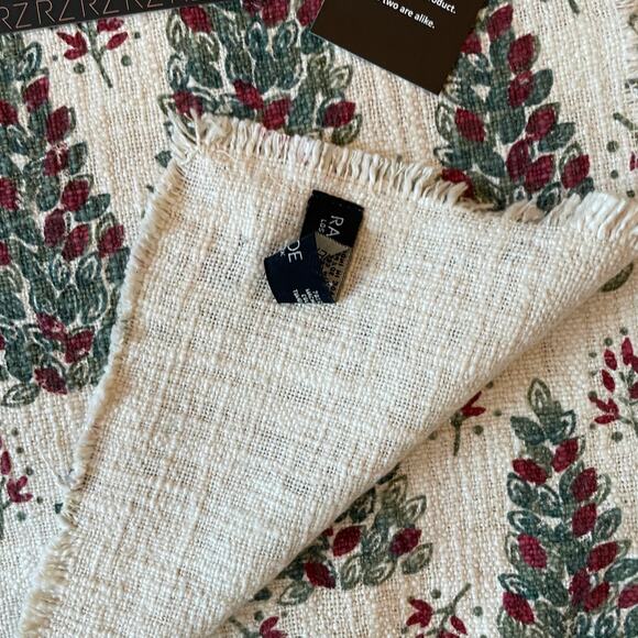 Rachel Zoe Christmas Tree Placemats 13x19 Set of 4 Holiday New - Picture 8 of 10